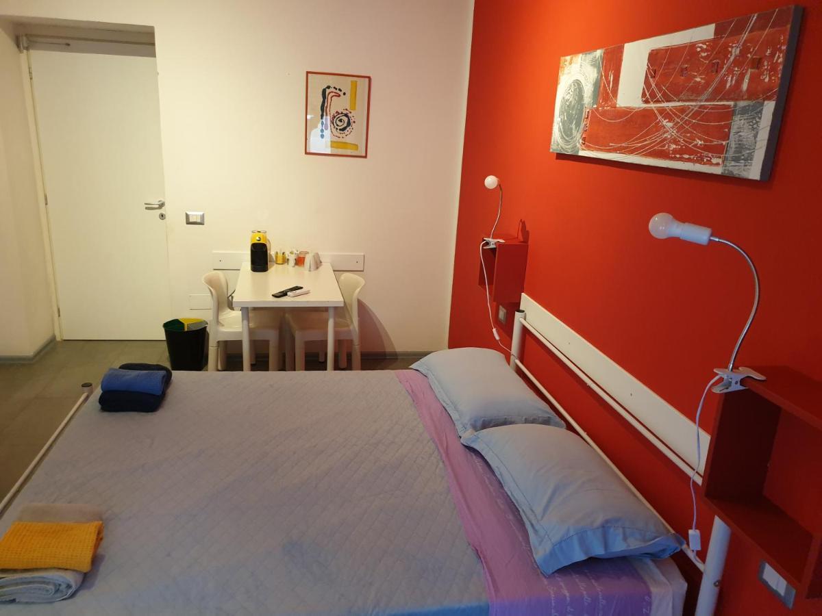 Da Laura Hotel Каляри Екстериор снимка