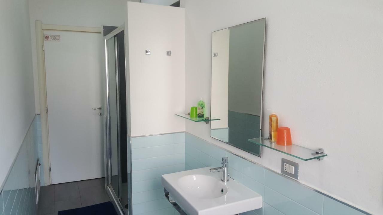 Da Laura Hotel Каляри Екстериор снимка